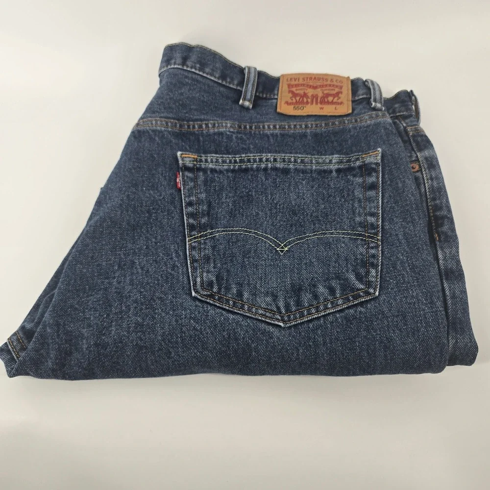 Levi's 550 Relaxed Fit Jeans Men 44x29 Blue Medium Wash Tapered Leg Denim